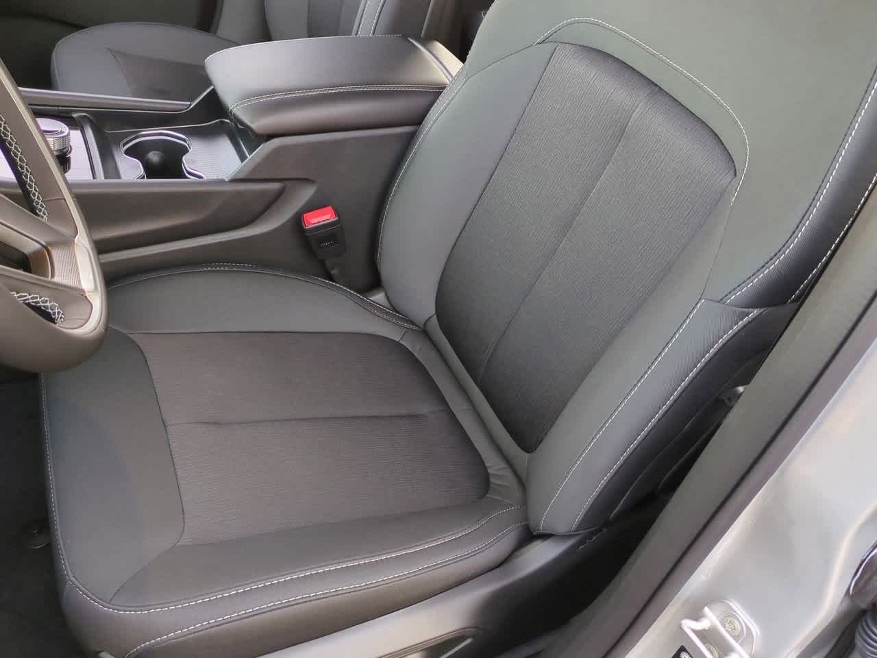 Thumbnail: 2025 Jeep Grand Cherokee L - 16