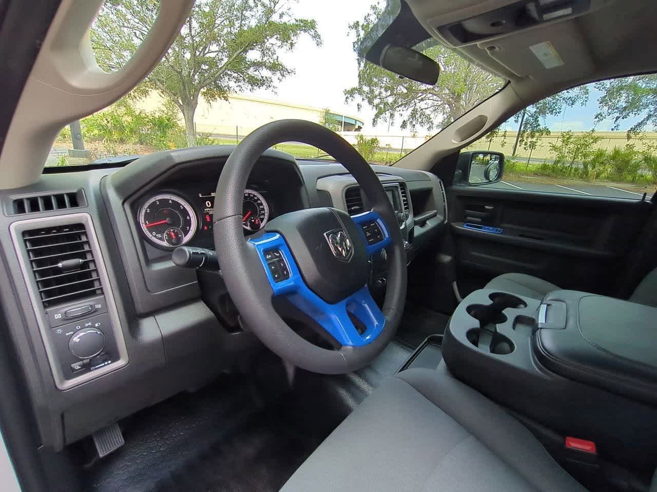 Thumbnail: 2021 RAM 1500 Classic - 10