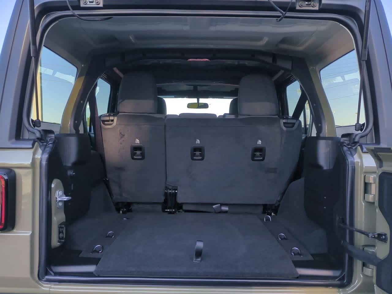 Thumbnail: 2026 Jeep Wrangler - 33