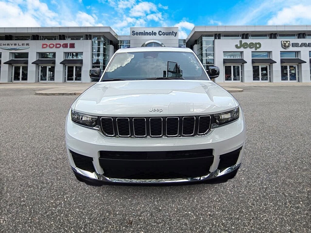 New 2025 Jeep Grand Cherokee L Laredo SUV