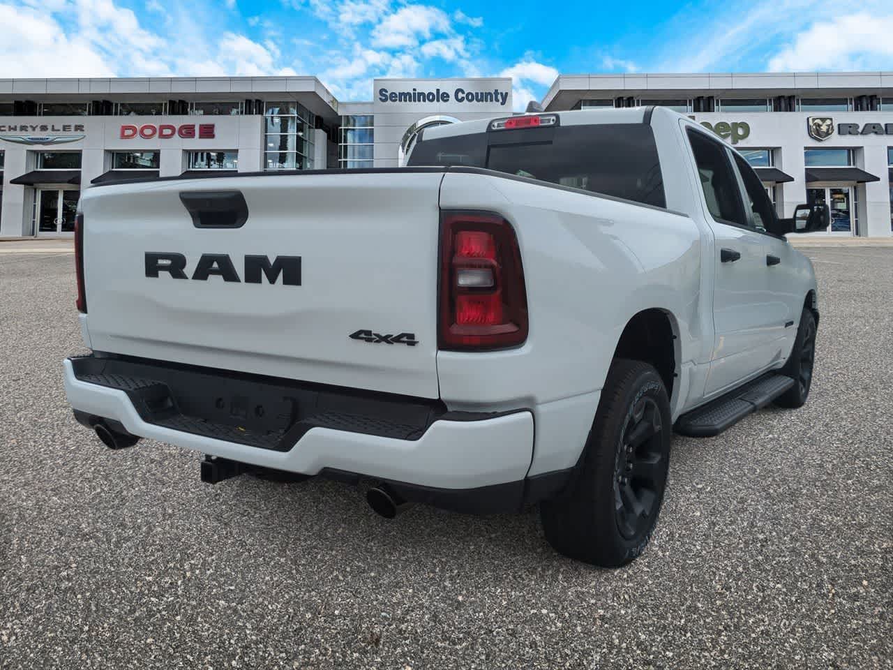 Thumbnail: 2026 RAM 1500 - 8