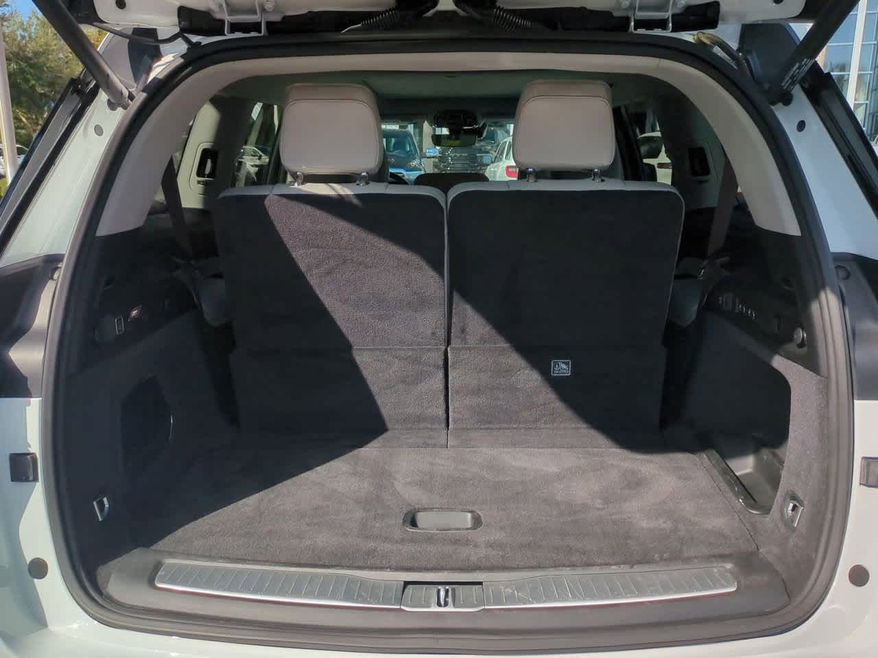 Thumbnail: 2022 Jeep Grand Cherokee L - 36