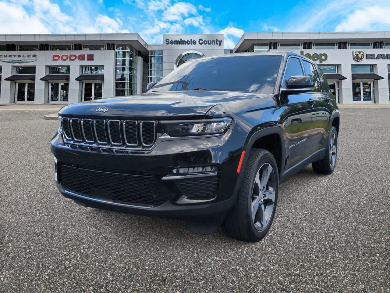 Thumbnail: 2025 Jeep Grand Cherokee - 3