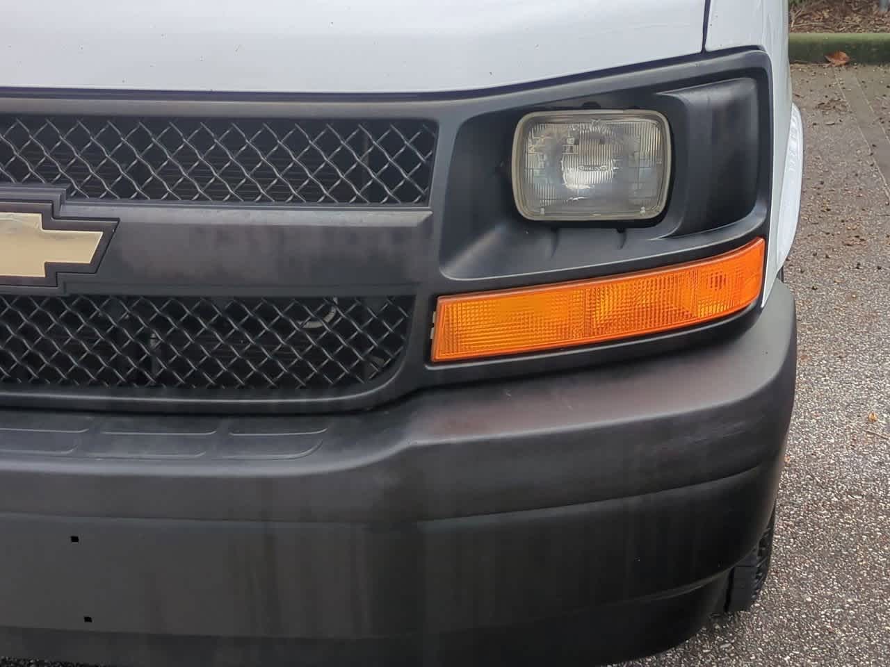Thumbnail: 2017 Chevrolet Express - 11