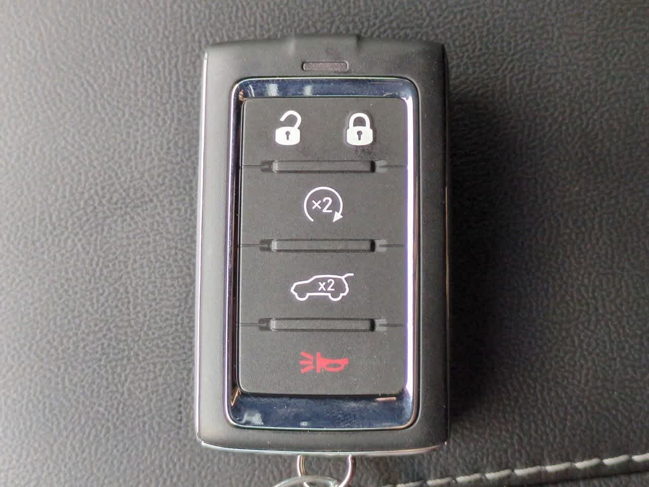 Thumbnail: 2025 Jeep Grand Cherokee - 36