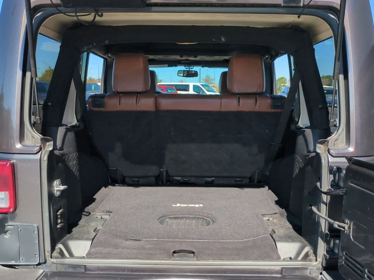 Thumbnail: 2017 Jeep Wrangler - 33