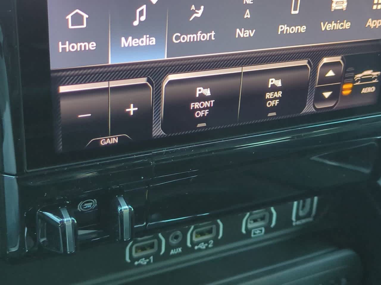 Thumbnail: 2026 RAM 1500 - 18