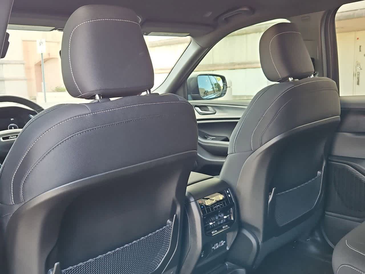 Thumbnail: 2025 Jeep Grand Cherokee L - 19