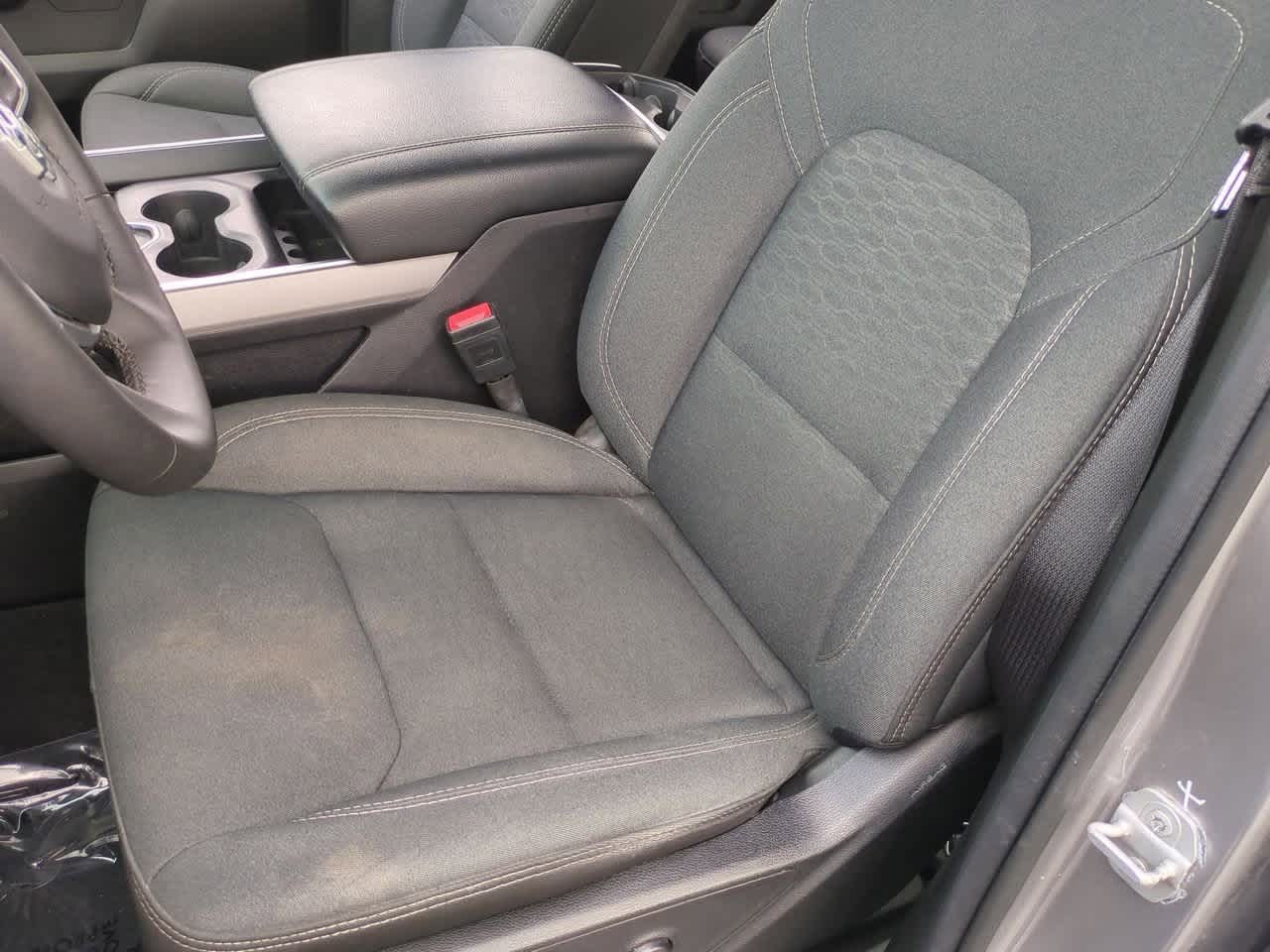 Thumbnail: 2025 RAM 1500 - 17