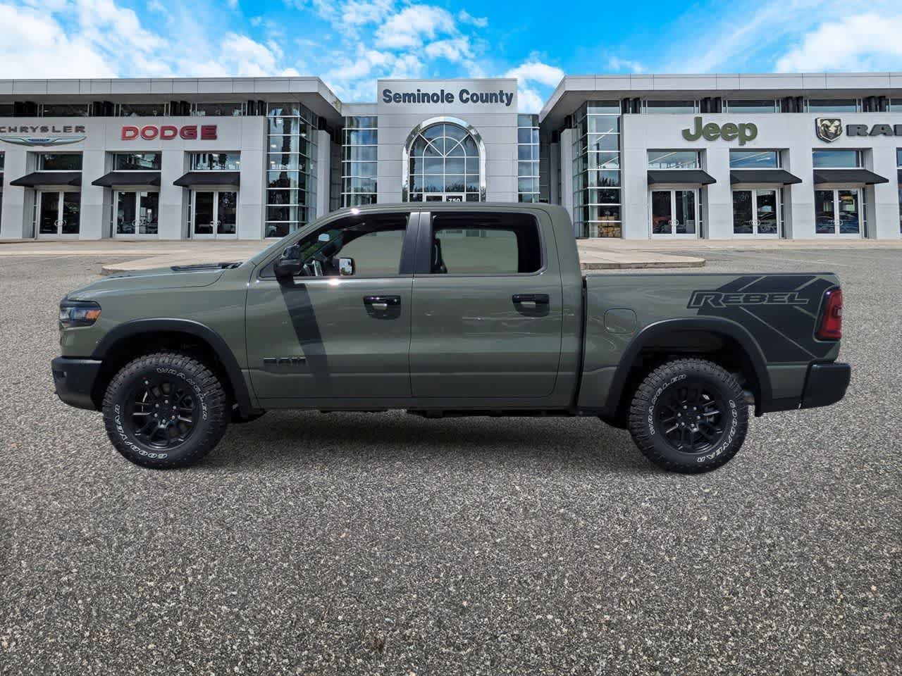 Thumbnail: 2026 RAM 1500 - 5