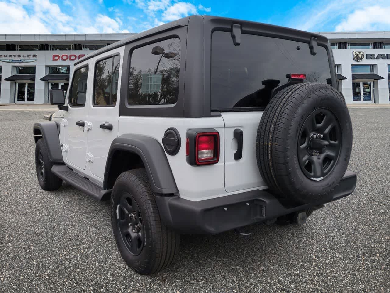 Thumbnail: 2026 Jeep Wrangler - 6