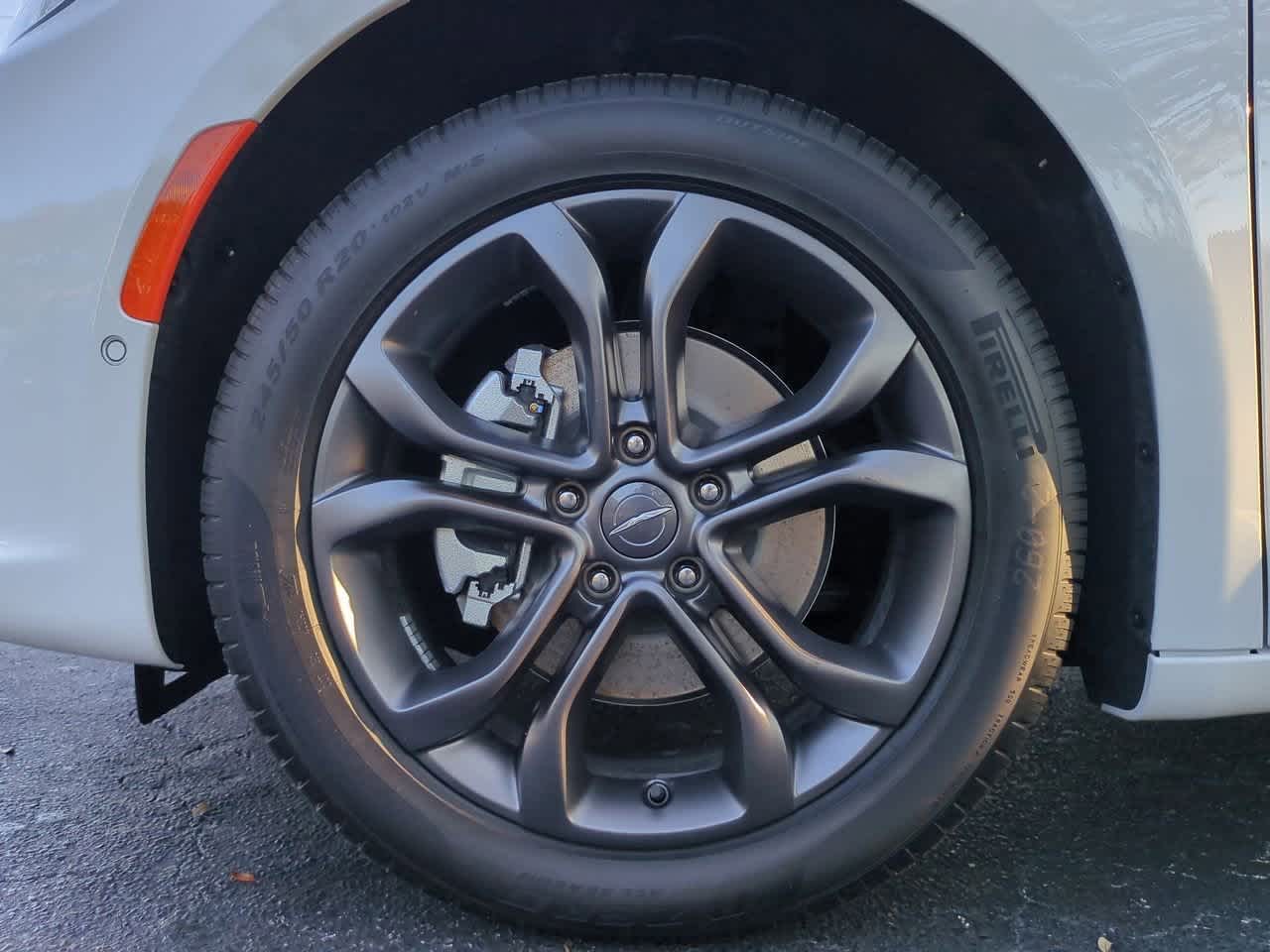 Thumbnail: 2026 Chrysler Pacifica - 14