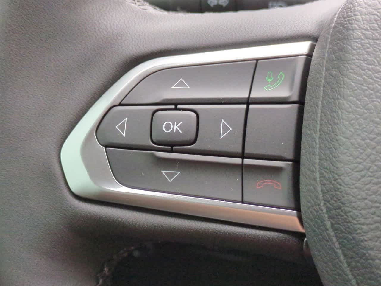 Thumbnail: 2025 Jeep Compass - 23