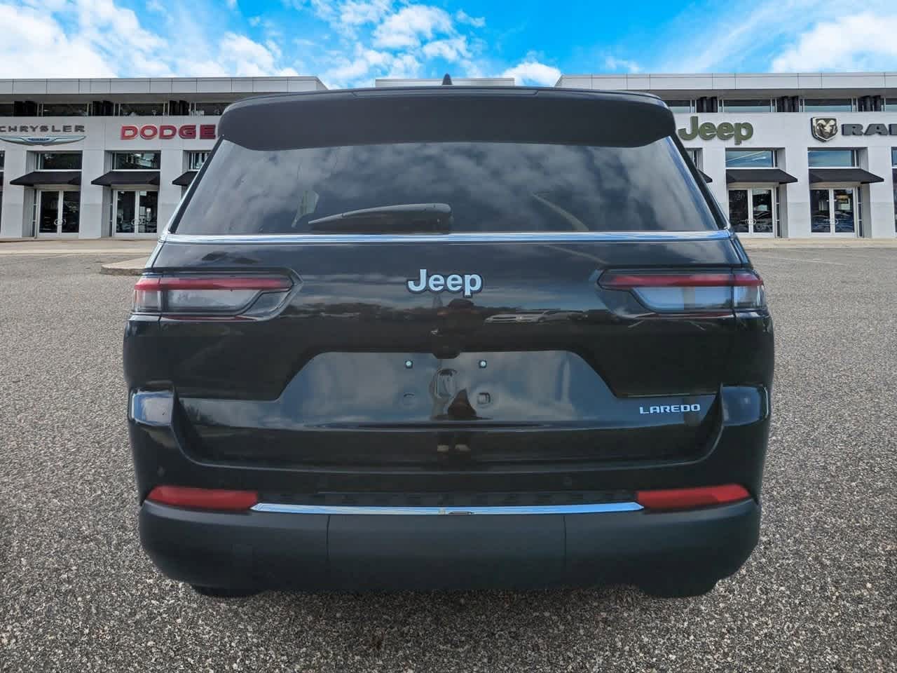 Thumbnail: 2025 Jeep Grand Cherokee L - 7