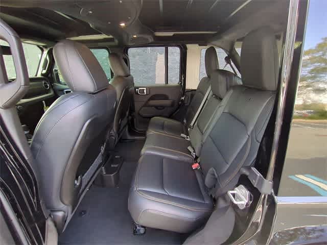 Thumbnail: 2025 Jeep Wrangler - 20