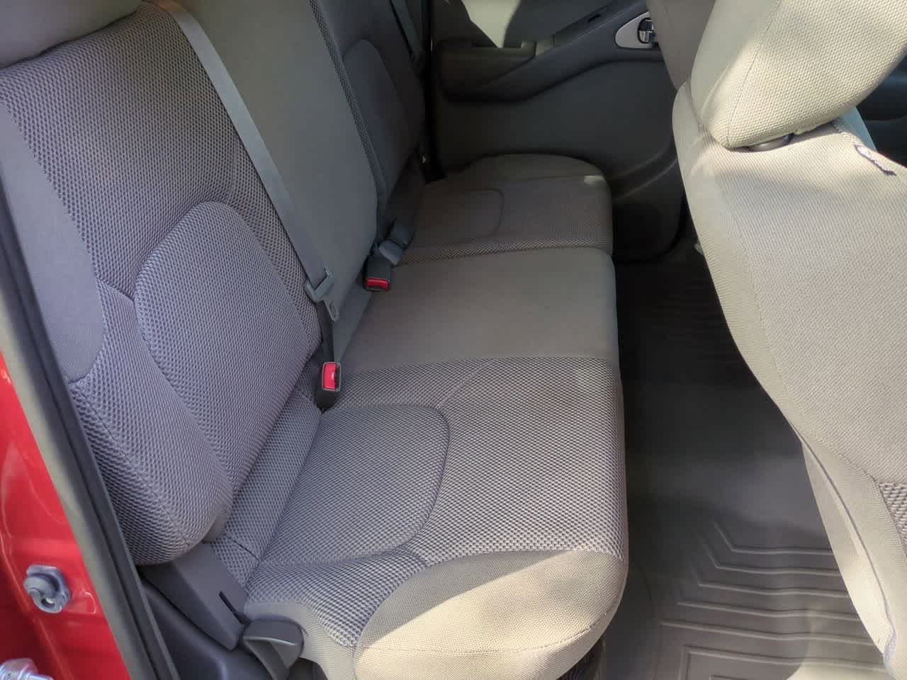 Thumbnail: 2018 Nissan Frontier - 21