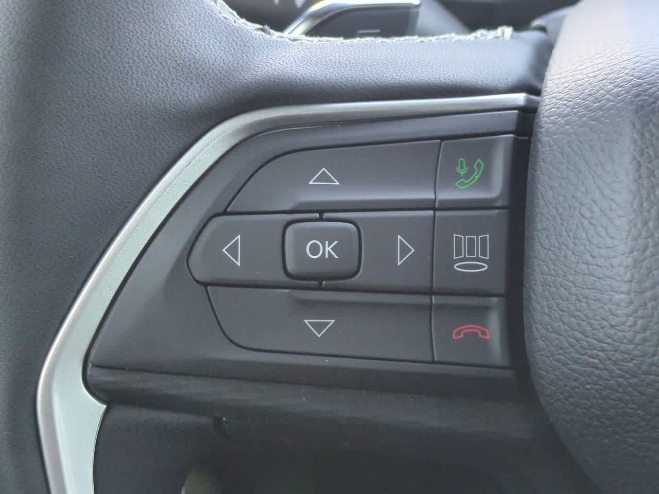 Thumbnail: 2025 Jeep Grand Cherokee - 25