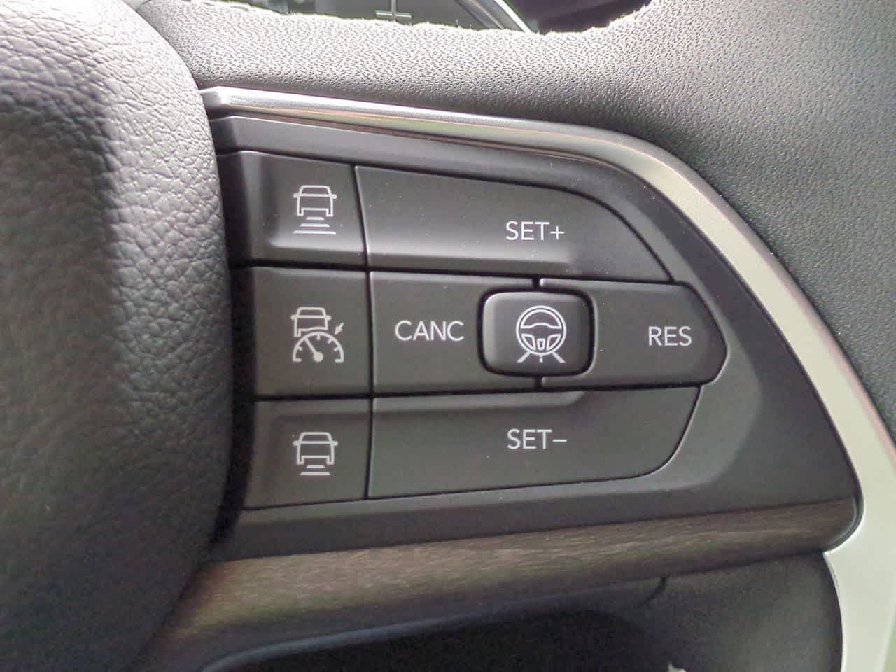 Thumbnail: 2026 Jeep Grand Cherokee - 26