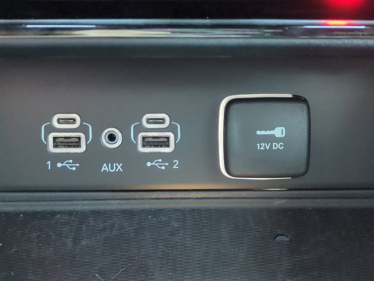 Thumbnail: 2025 Jeep Grand Cherokee - 31