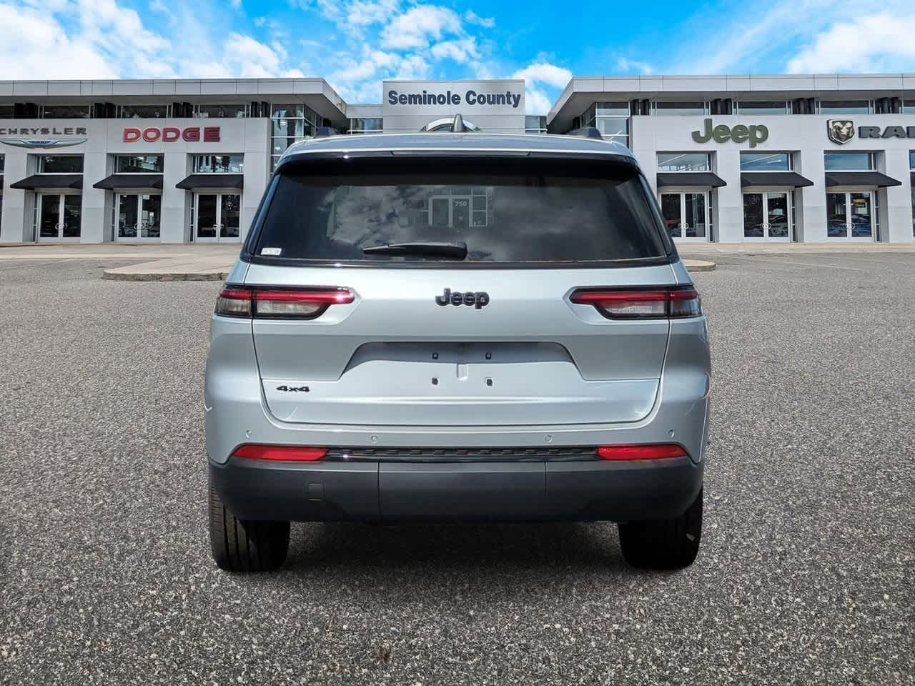 Thumbnail: 2025 Jeep Grand Cherokee L - 7