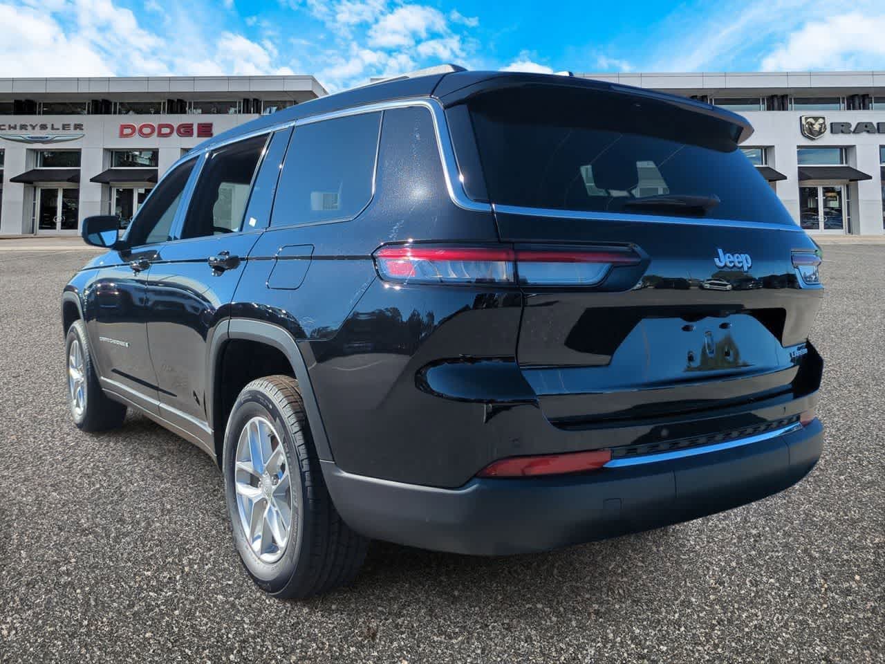 Thumbnail: 2025 Jeep Grand Cherokee L - 6