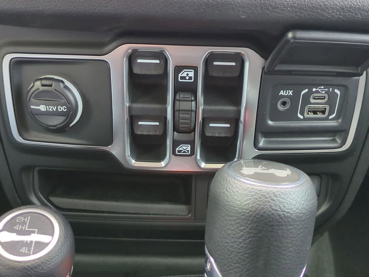 Thumbnail: 2026 Jeep Wrangler - 30