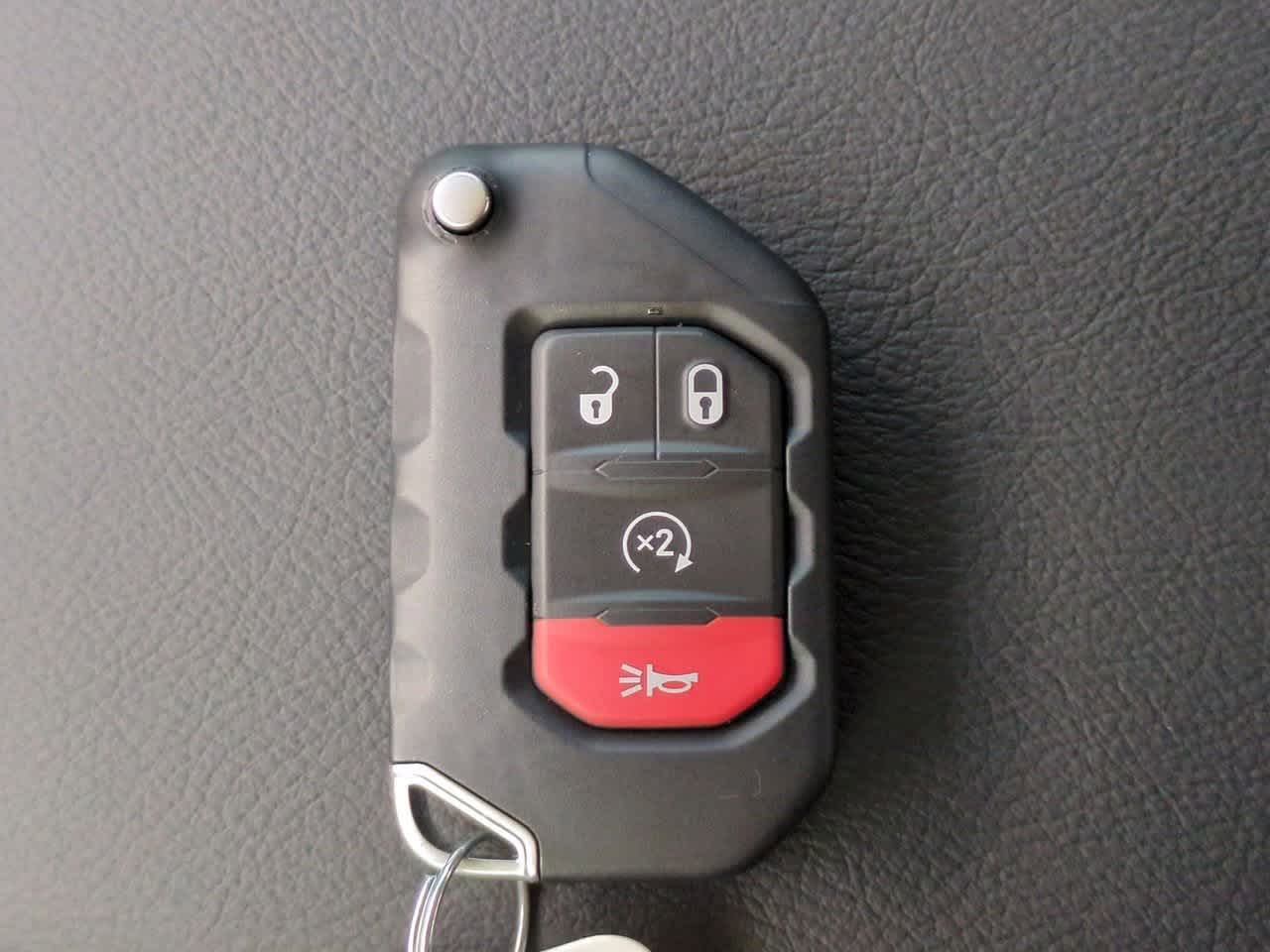 Thumbnail: 2025 Jeep Wrangler - 36