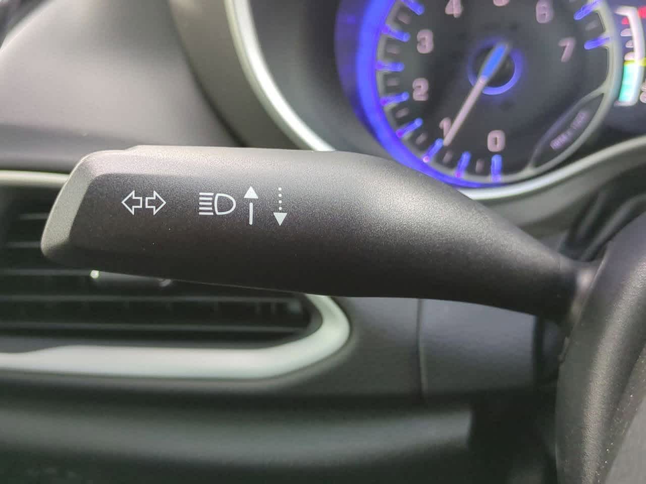 Thumbnail: 2026 Chrysler Voyager - 27