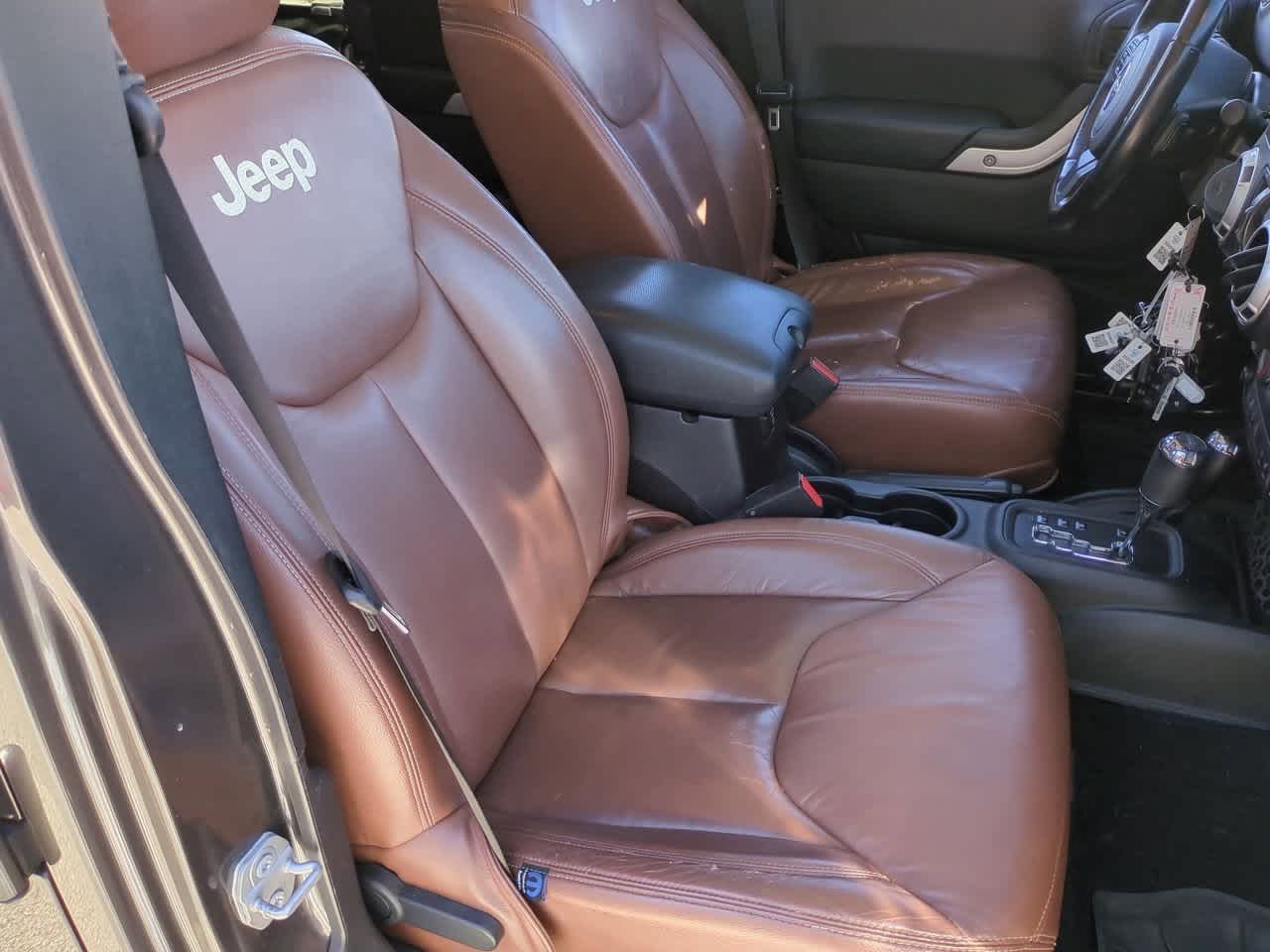 Thumbnail: 2017 Jeep Wrangler - 22