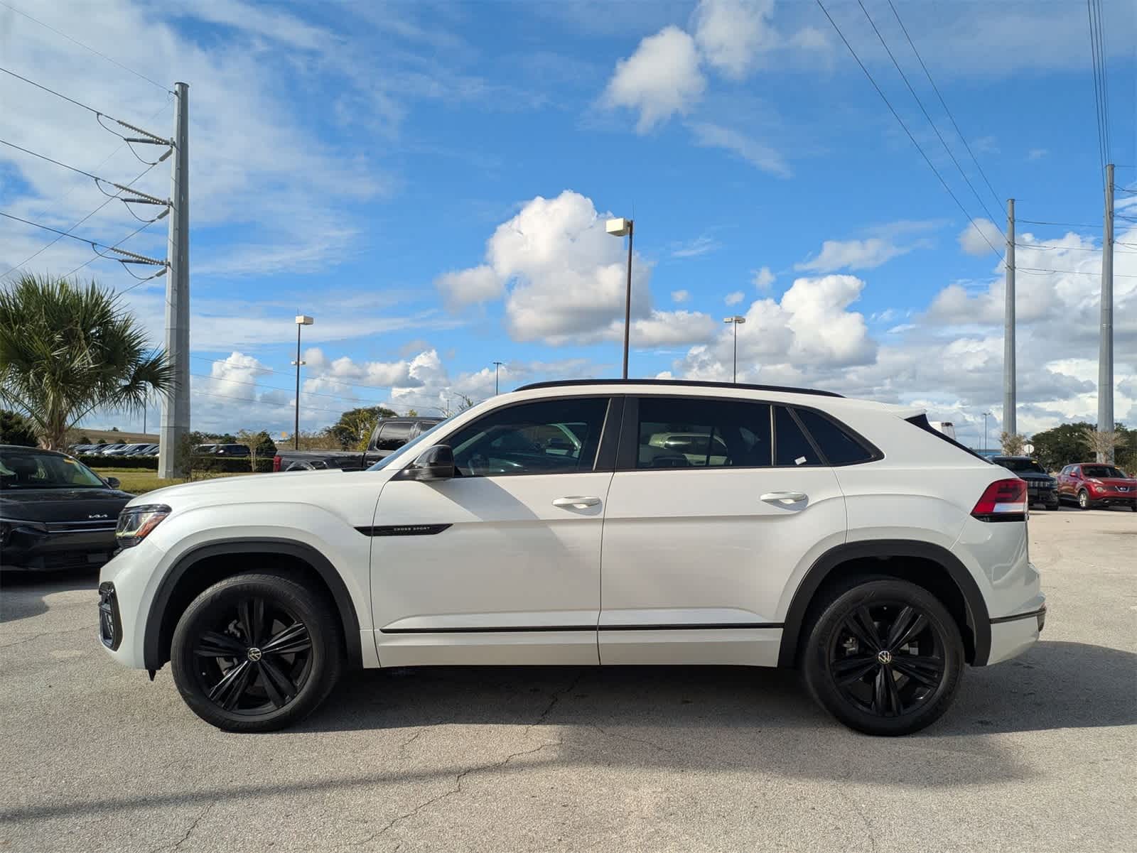 Thumbnail: 2023 Volkswagen Atlas - 7