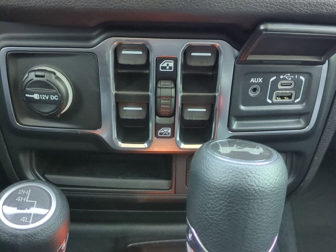 Thumbnail: 2026 Jeep Wrangler - 30