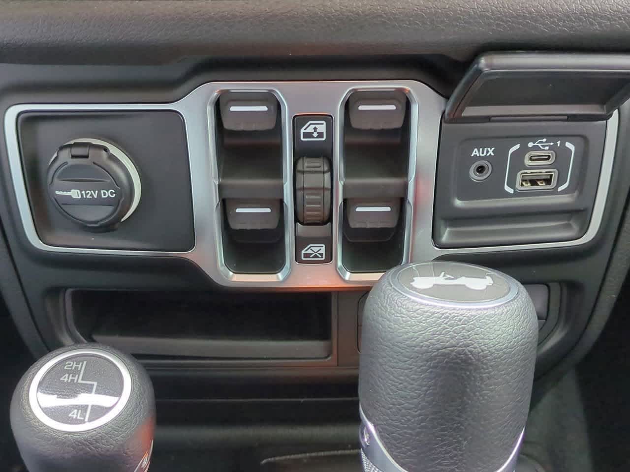 Thumbnail: 2026 Jeep Wrangler - 30