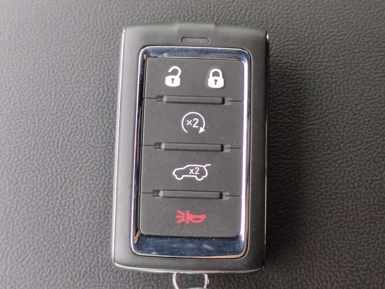 Thumbnail: 2025 Jeep Grand Cherokee L - 36