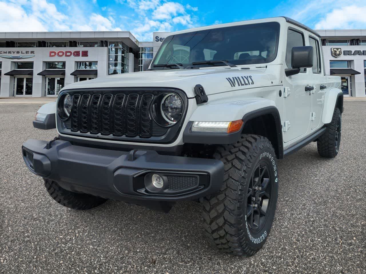 Thumbnail: 2026 Jeep Gladiator - 4