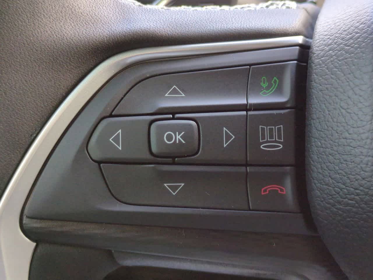 Thumbnail: 2025 Jeep Grand Cherokee - 25