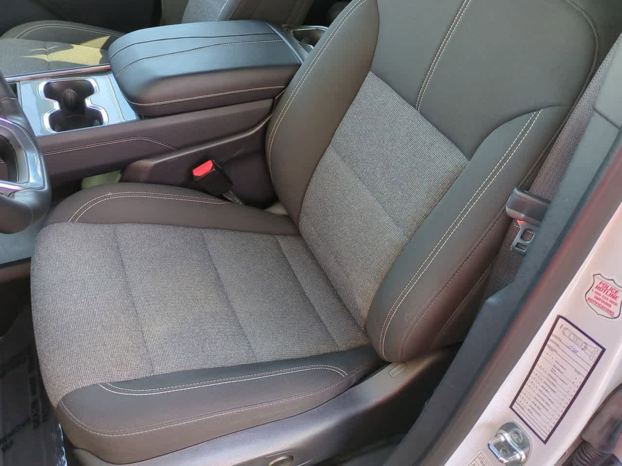 Thumbnail: 2025 GMC Acadia - 17