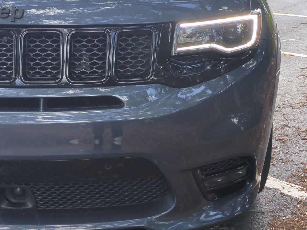 Thumbnail: 2020 Jeep Grand Cherokee - 11