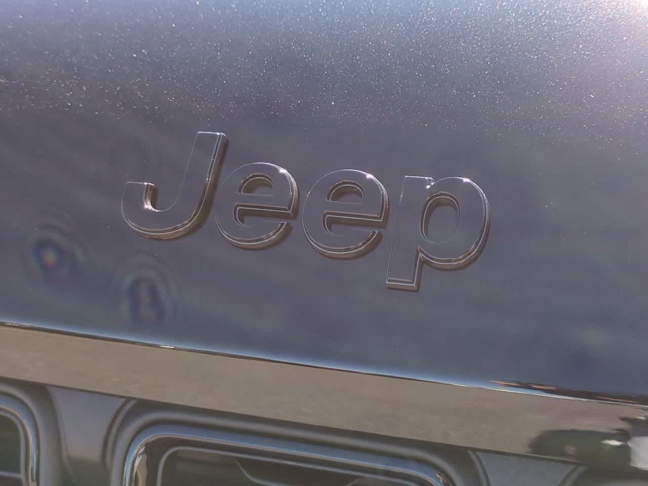 Thumbnail: 2025 Jeep Grand Cherokee - 12