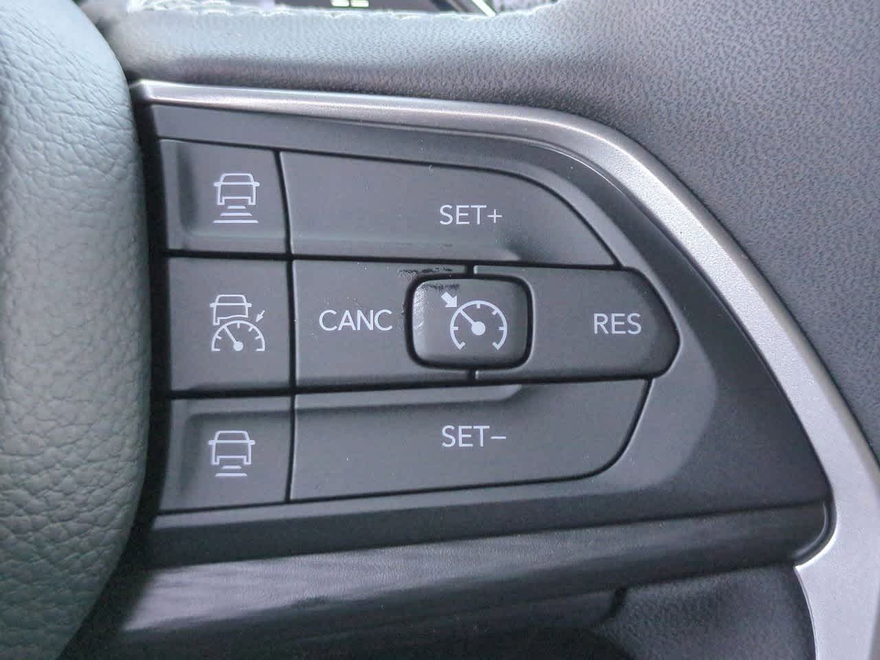 Thumbnail: 2025 Jeep Grand Cherokee L - 25