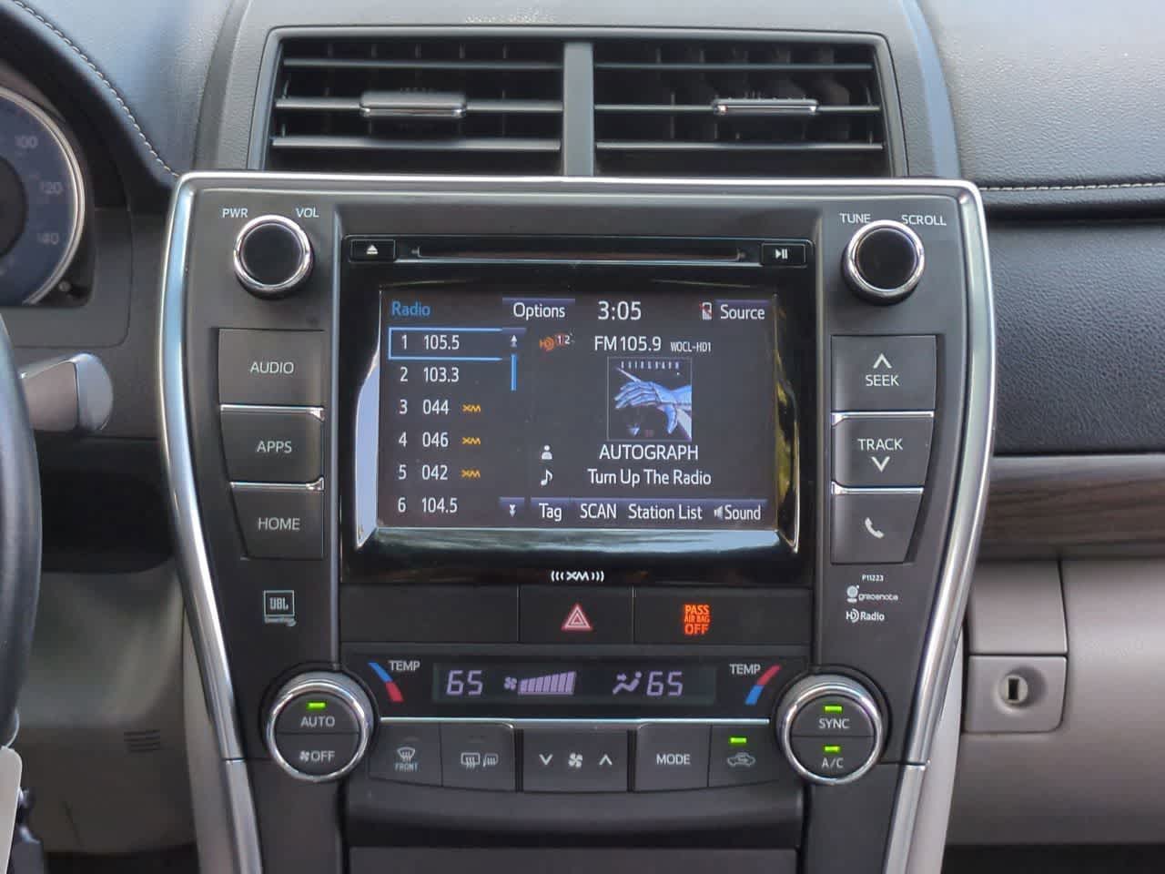 Thumbnail: 2017 Toyota Camry - 27