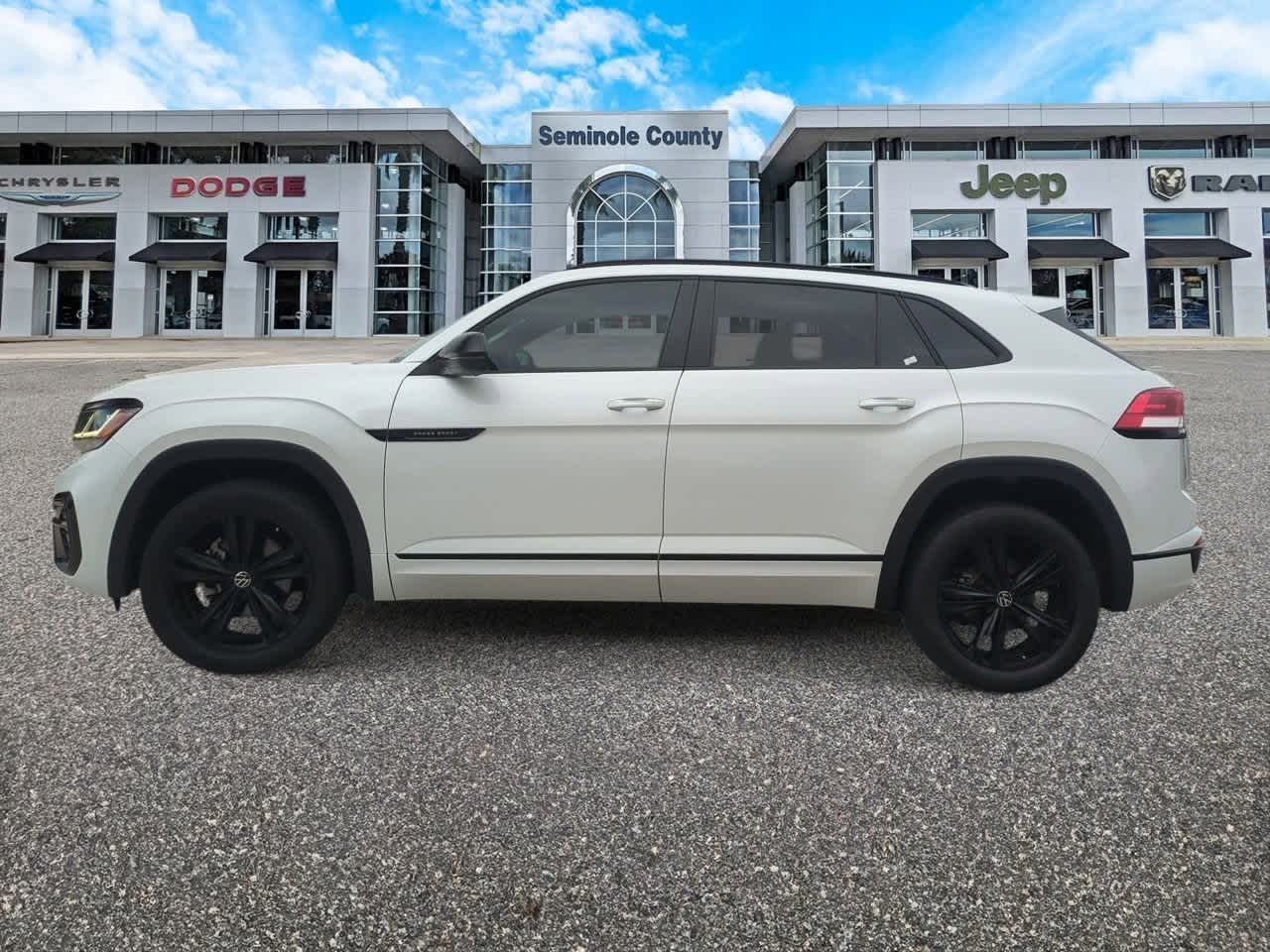 Thumbnail: 2023 Volkswagen Atlas - 5