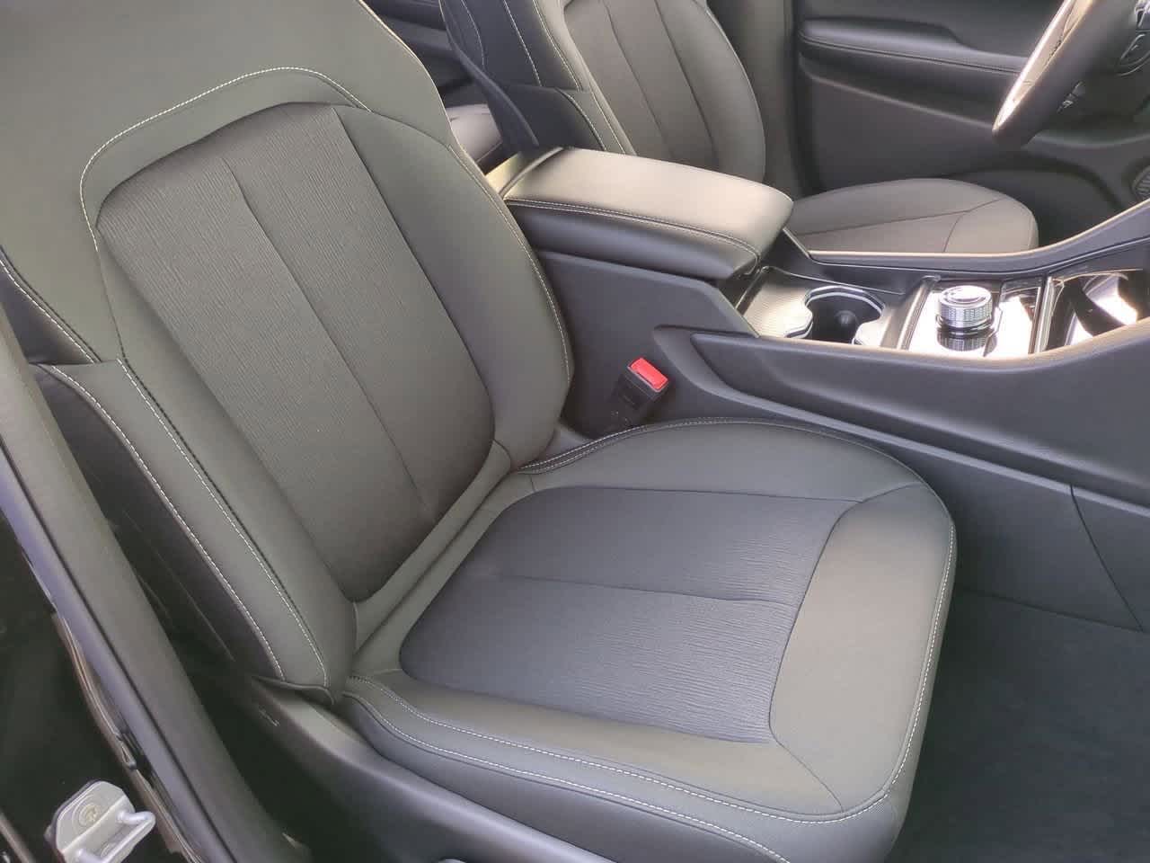 Thumbnail: 2025 Jeep Grand Cherokee L - 22