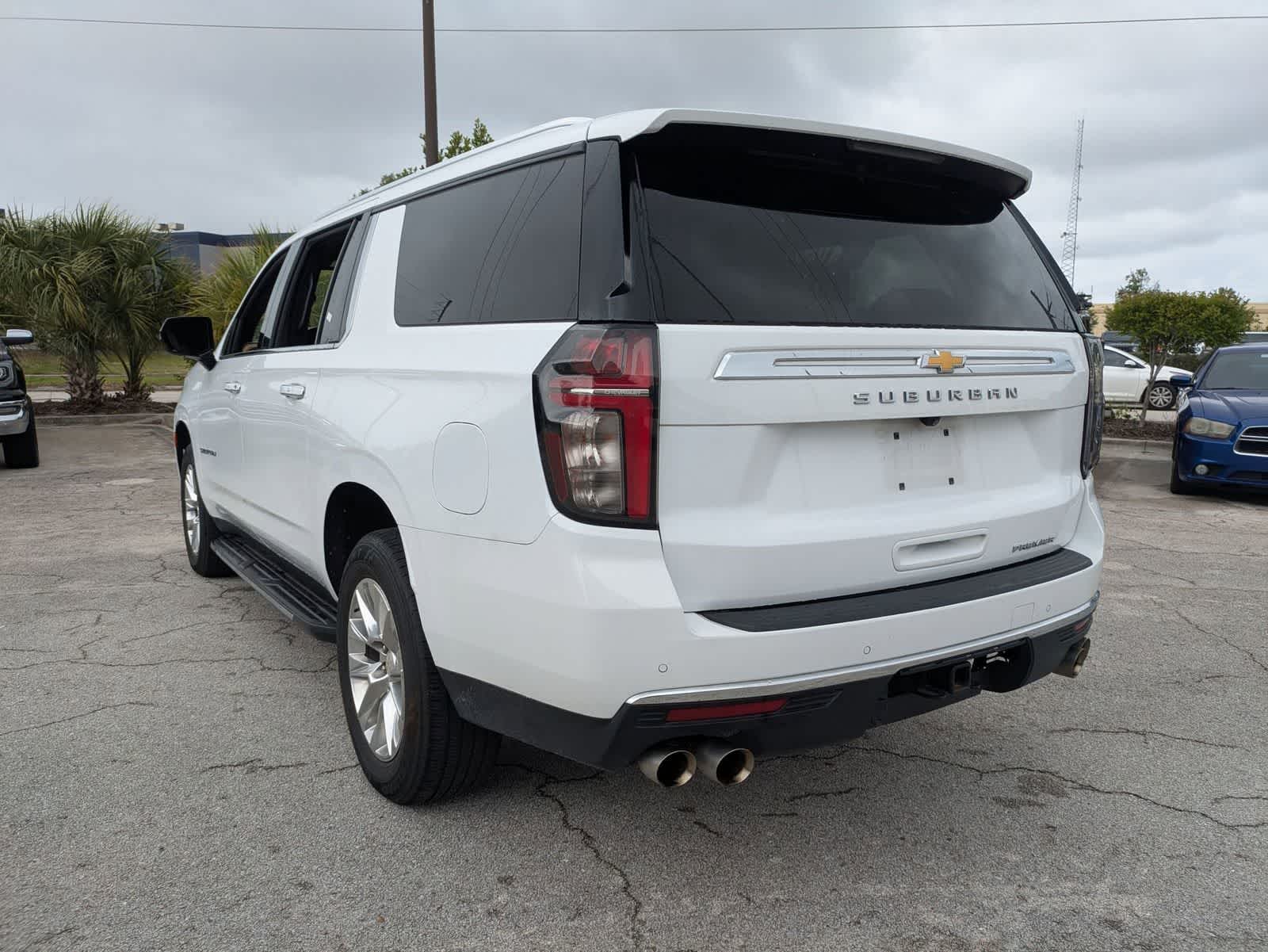 Thumbnail: 2024 Chevrolet Suburban - 6