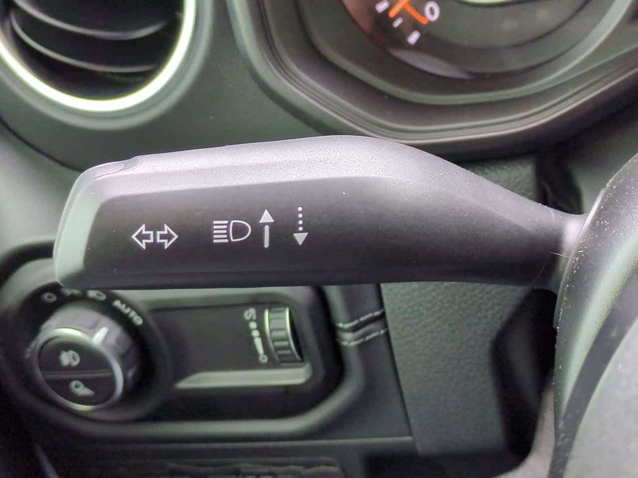 Thumbnail: 2025 Jeep Gladiator - 27