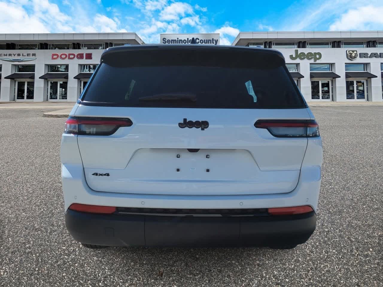 Thumbnail: 2025 Jeep Grand Cherokee L - 7