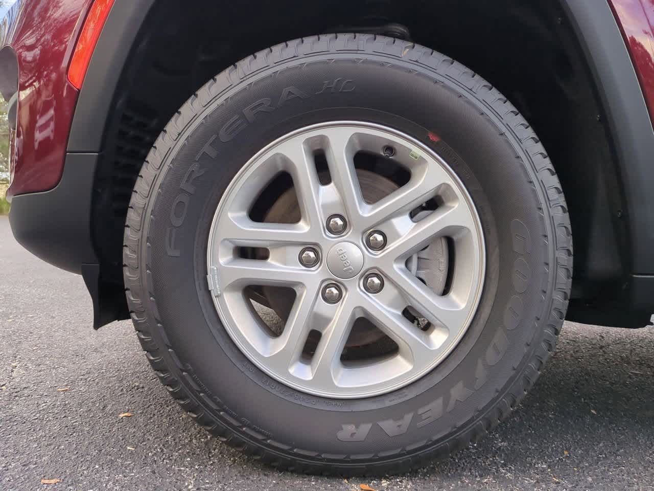 Thumbnail: 2025 Jeep Grand Cherokee - 14