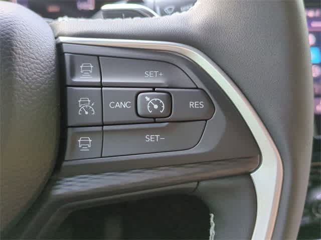 Thumbnail: 2025 Jeep Grand Cherokee - 25