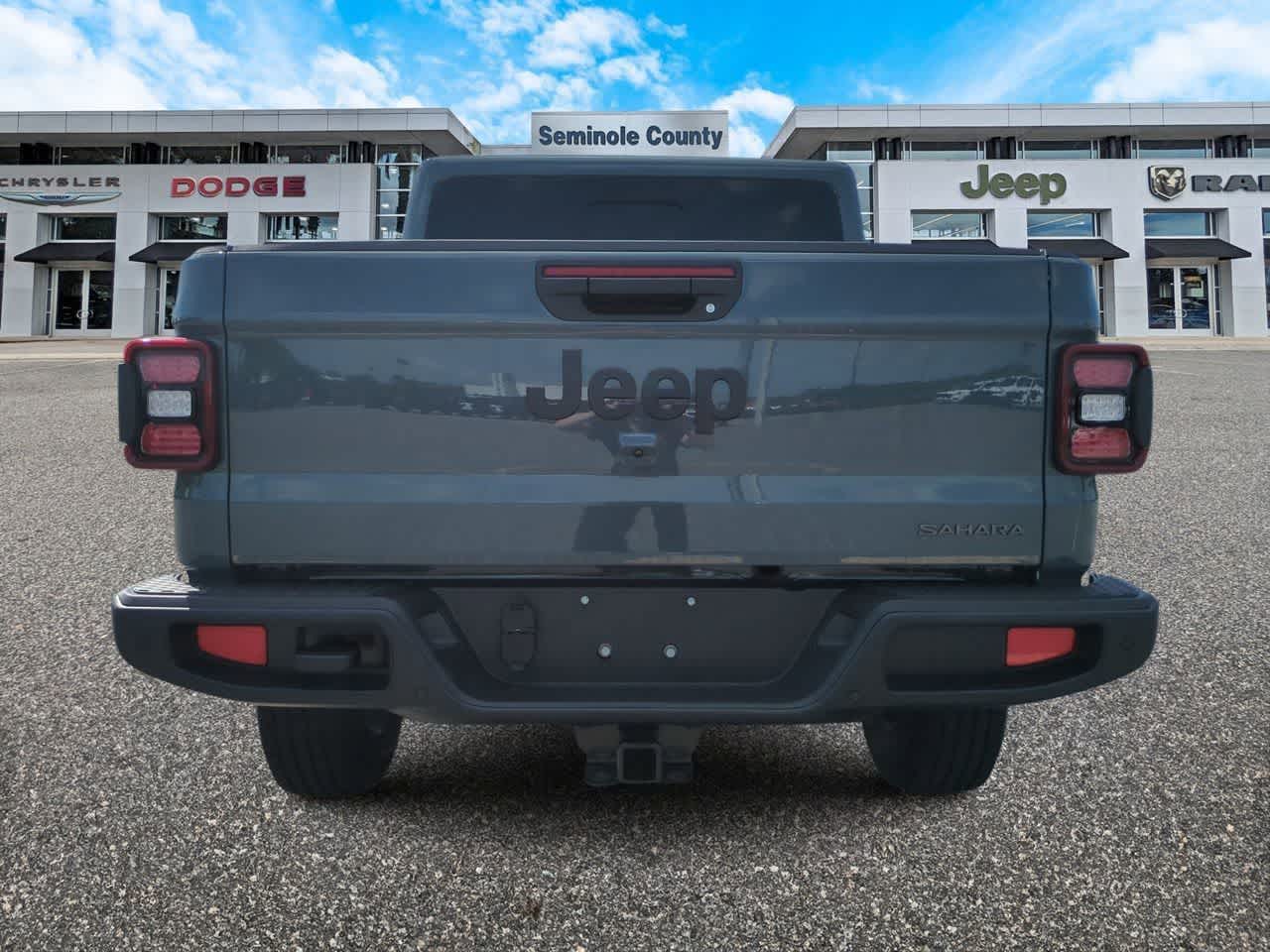 Thumbnail: 2026 Jeep Gladiator - 7