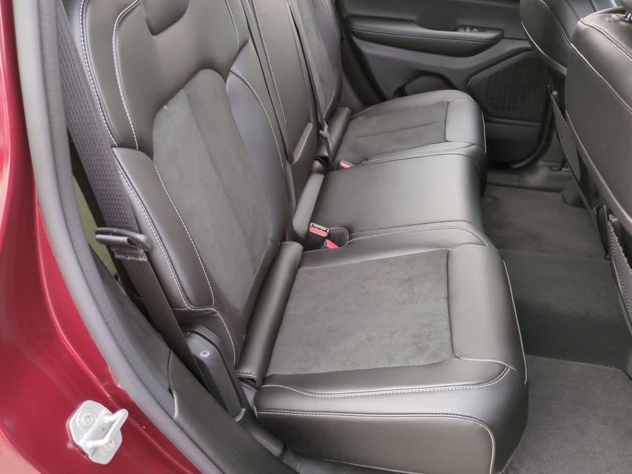 Thumbnail: 2025 Jeep Grand Cherokee - 22