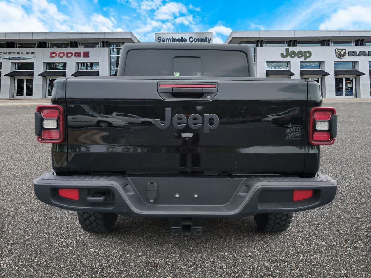 Thumbnail: 2026 Jeep Gladiator - 7